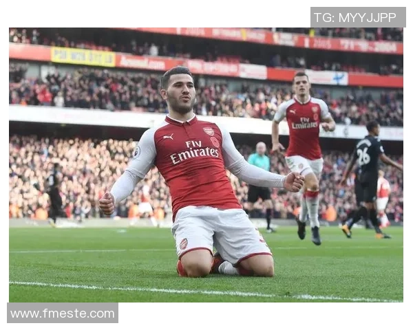 足球明星惊现跪滑视频引发热议网友纷纷点赞评论不断 足球明星惊现跪滑视频引发热议网友纷纷点赞评论不断